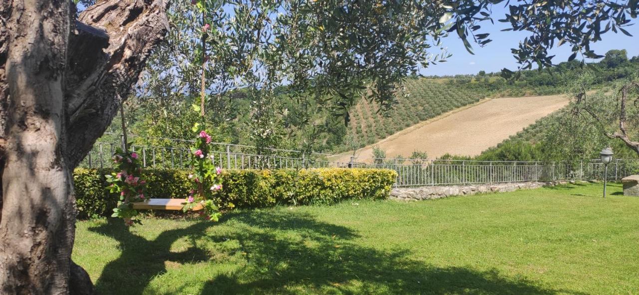 لاسترا أَ سينيا La Valle Di Anna المظهر الخارجي الصورة