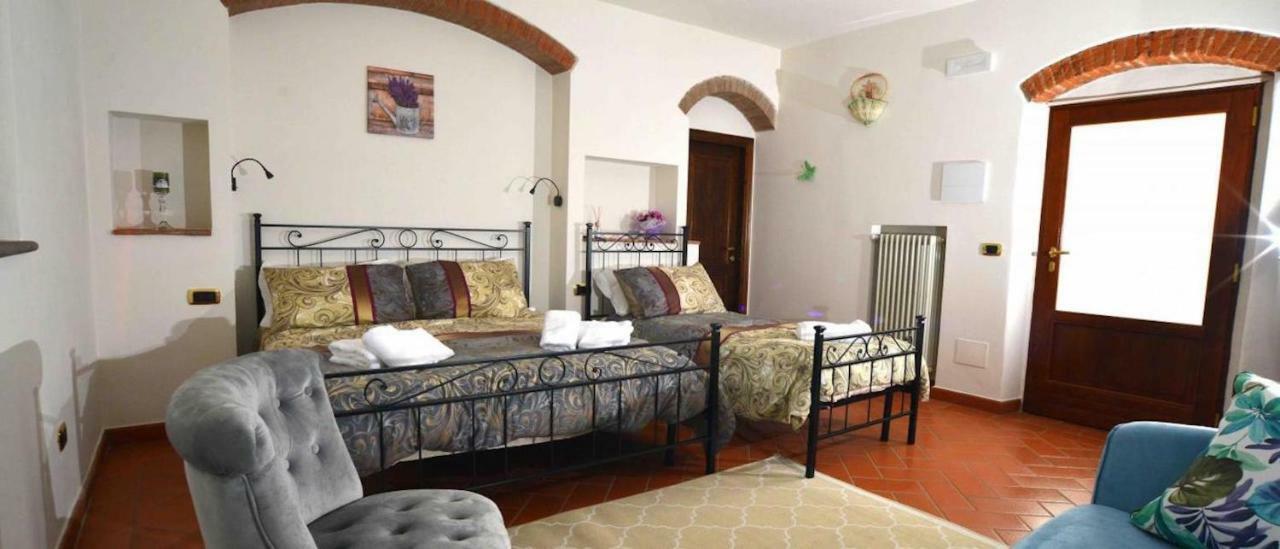 لاسترا أَ سينيا La Valle Di Anna المظهر الخارجي الصورة